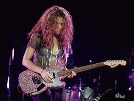 shakira_mustang.jpg