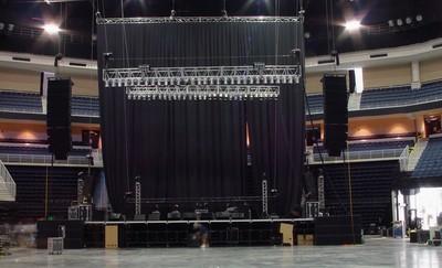 Vdosc-Line-Array.JPG